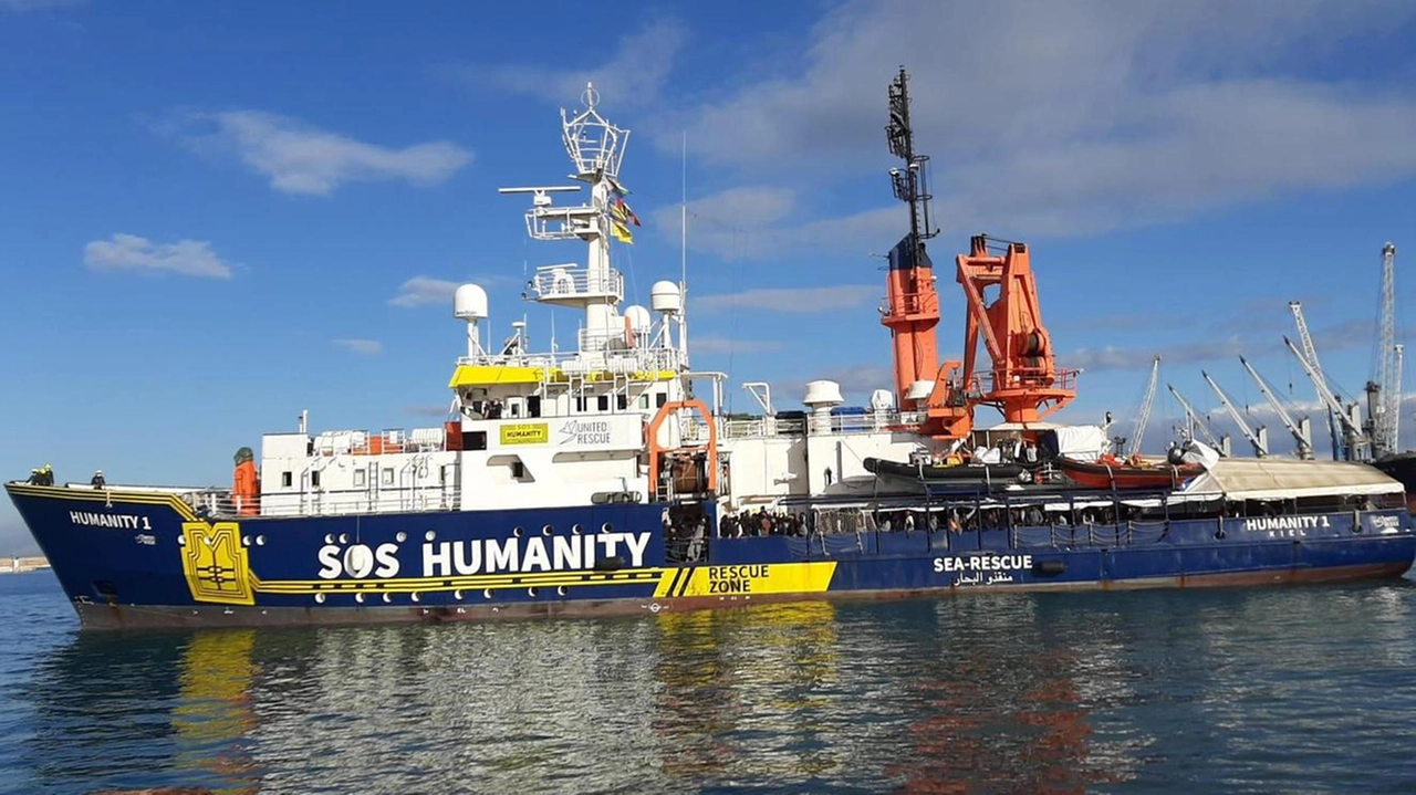 La Humanity 1 è attesa al porto della Spezia domani mattina La Humanity 1 è attesa al porto della Spezia domani mattina