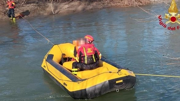 I Vigili del fuoco del comando di Lucca, sede centrale, sono intervenuti alle ore 12.50 di ieri a Monte San... I Vigili del fuoco del comando di Lucca, sede centrale, sono intervenuti alle ore 12.50 di ieri a Monte San...