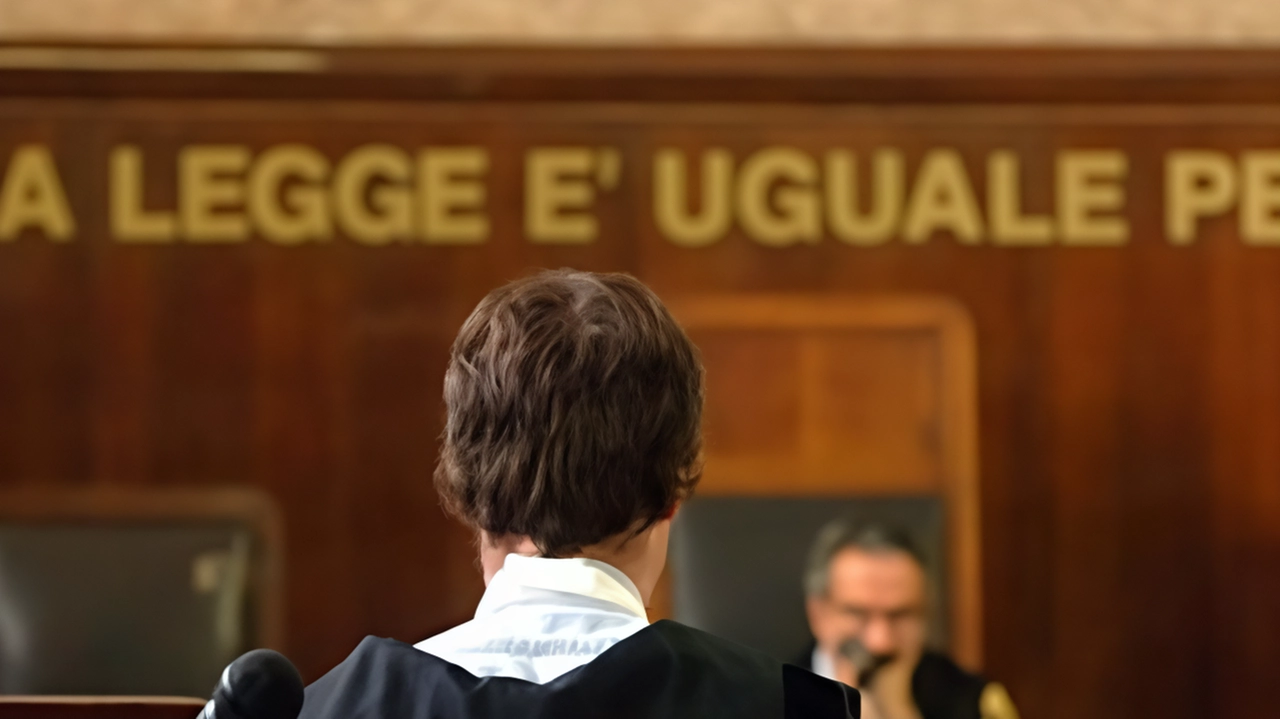 Venerdì scorso era stato processato per le accuse di resistenza a pubblico ufficiale e aveva patteggiato una pena di un... Venerdì scorso era stato processato per le accuse di resistenza a pubblico ufficiale e aveva patteggiato una pena di un...