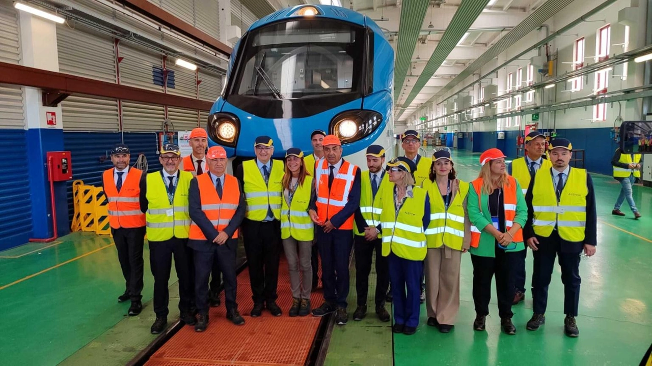 In visita all'Alstom Savigliano: "Investiremo anche dopo Pnrr" In visita all'Alstom Savigliano: "Investiremo anche dopo Pnrr"
