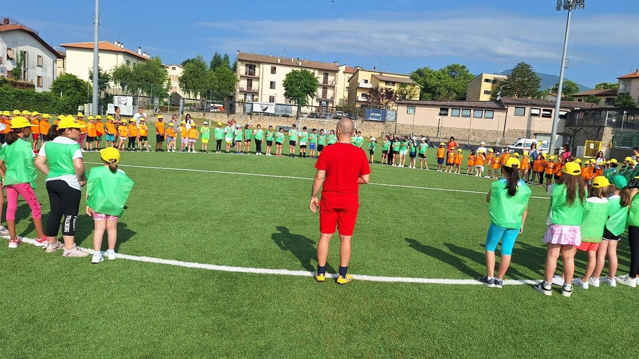 La città ha celebrato la fine dell’anno scolastico con una grande festa dello sport che ha coinvolto centoquaranta bambini e... La città ha celebrato la fine dell’anno scolastico con una grande festa dello sport che ha coinvolto centoquaranta bambini e...