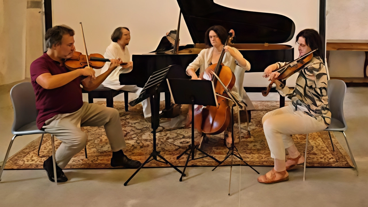 Si conclude oggi la prima parte de "L'Altro Festival 2024" con il concerto del "Gran Trio" di Mozart alla Domus Pauperum. Prossime tappe e prove aperte al pubblico nella Biblioteca del Museo Archeologico Nazionale dell’Umbria. Si conclude oggi la prima parte de "L'Altro Festival 2024" con il concerto del "Gran Trio" di Mozart alla Domus Pauperum. Prossime tappe e prove aperte al pubblico nella Biblioteca del Museo Archeologico Nazionale dell’Umbria.
