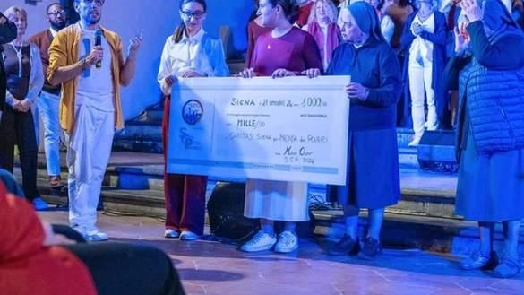 "Vi avevamo chiesto di unirvi a noi in questa speciale raccolta e con grande piacere e soddisfazione portiamo a termine... "Vi avevamo chiesto di unirvi a noi in questa speciale raccolta e con grande piacere e soddisfazione portiamo a termine...
