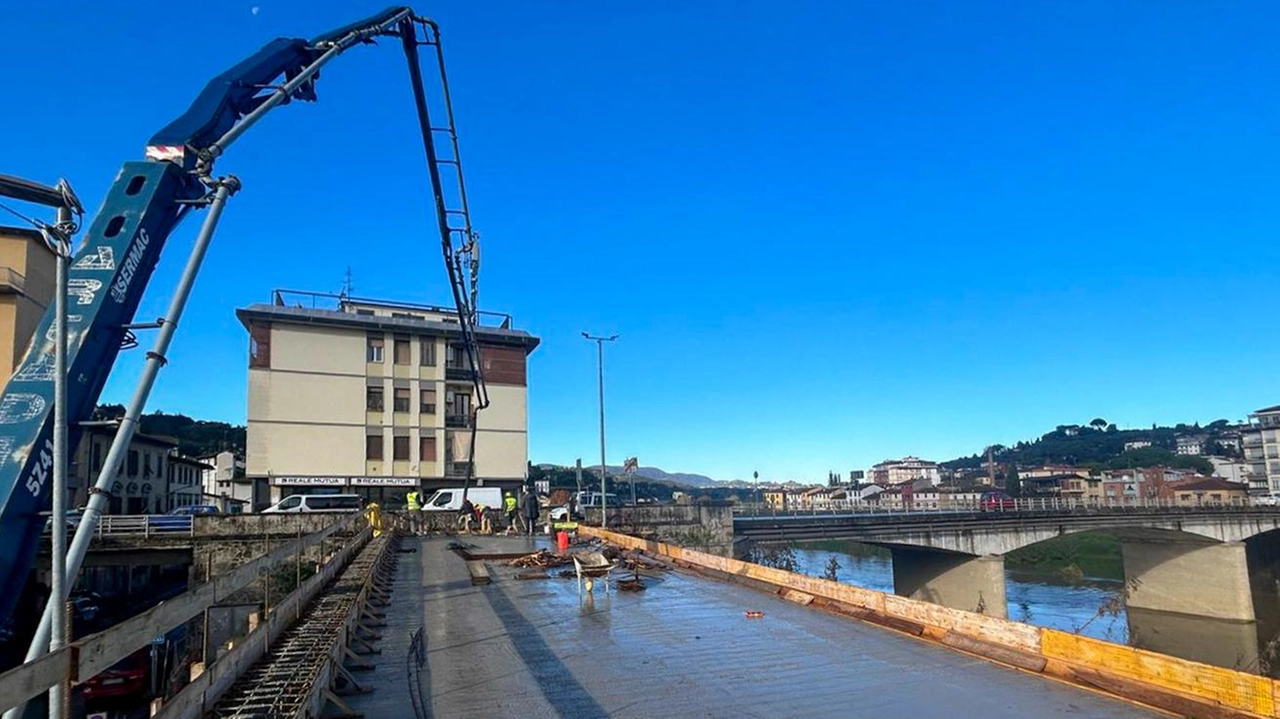 I lavori alla rampa del ponte I lavori alla rampa del ponte