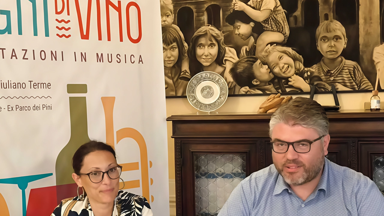 Il sindaco Matteo Cecchelli con l’assessora alla cultura Angela Pisano Il sindaco Matteo Cecchelli con l’assessora alla cultura Angela Pisano