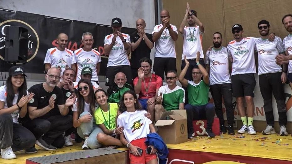 La 3° edizione della Stra Azzano promossa dalla Polisportiva è stata un successo La 3° edizione della Stra Azzano promossa dalla Polisportiva è stata un successo