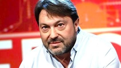Il giornalista Sigfrido Ranucci presenterà il suo libro "La scelta" a Pecci Books il 3 ottobre. L'autobiografia racconta il suo impegno per la libertà dell'informazione e le inchieste di Report, offrendo un ritratto coraggioso di un uomo che si interroga costantemente sulla scelta giusta. Il giornalista Sigfrido Ranucci presenterà il suo libro "La scelta" a Pecci Books il 3 ottobre. L'autobiografia racconta il suo impegno per la libertà dell'informazione e le inchieste di Report, offrendo un ritratto coraggioso di un uomo che si interroga costantemente sulla scelta giusta.