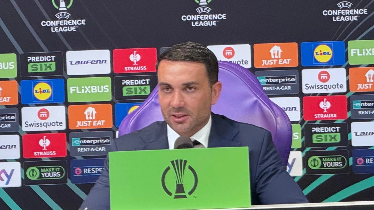 Raffaele Palladino in conferenza stampa dopo Fiorentina-Celje