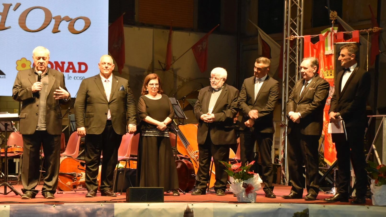 Emozionante cerimonia per la consegna dell’onorificenza Emozionante cerimonia per la consegna dell’onorificenza