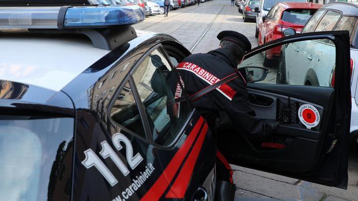 Incubo infinito: condannato per maltrattamenti sconta la pena, torna in libertà e tenta di entrare in casa con la forza Incubo infinito: condannato per maltrattamenti sconta la pena, torna in libertà e tenta di entrare in casa con la forza