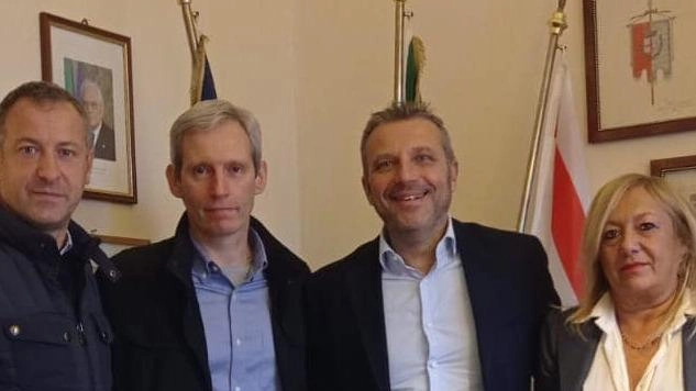 La Santa Croce Pubblici Servizi investe parte dei ricavi per donare pannoloni ai nidi d'infanzia, promuovendo servizi comunali per i più piccoli. La Santa Croce Pubblici Servizi investe parte dei ricavi per donare pannoloni ai nidi d'infanzia, promuovendo servizi comunali per i più piccoli.