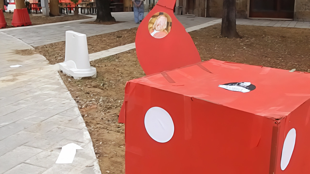 La circolazione in Piazza Mazzini è come il gioco dell’oca. Dissacranti e sarcastici come sempre tornano a colpire i... La circolazione in Piazza Mazzini è come il gioco dell’oca. Dissacranti e sarcastici come sempre tornano a colpire i...