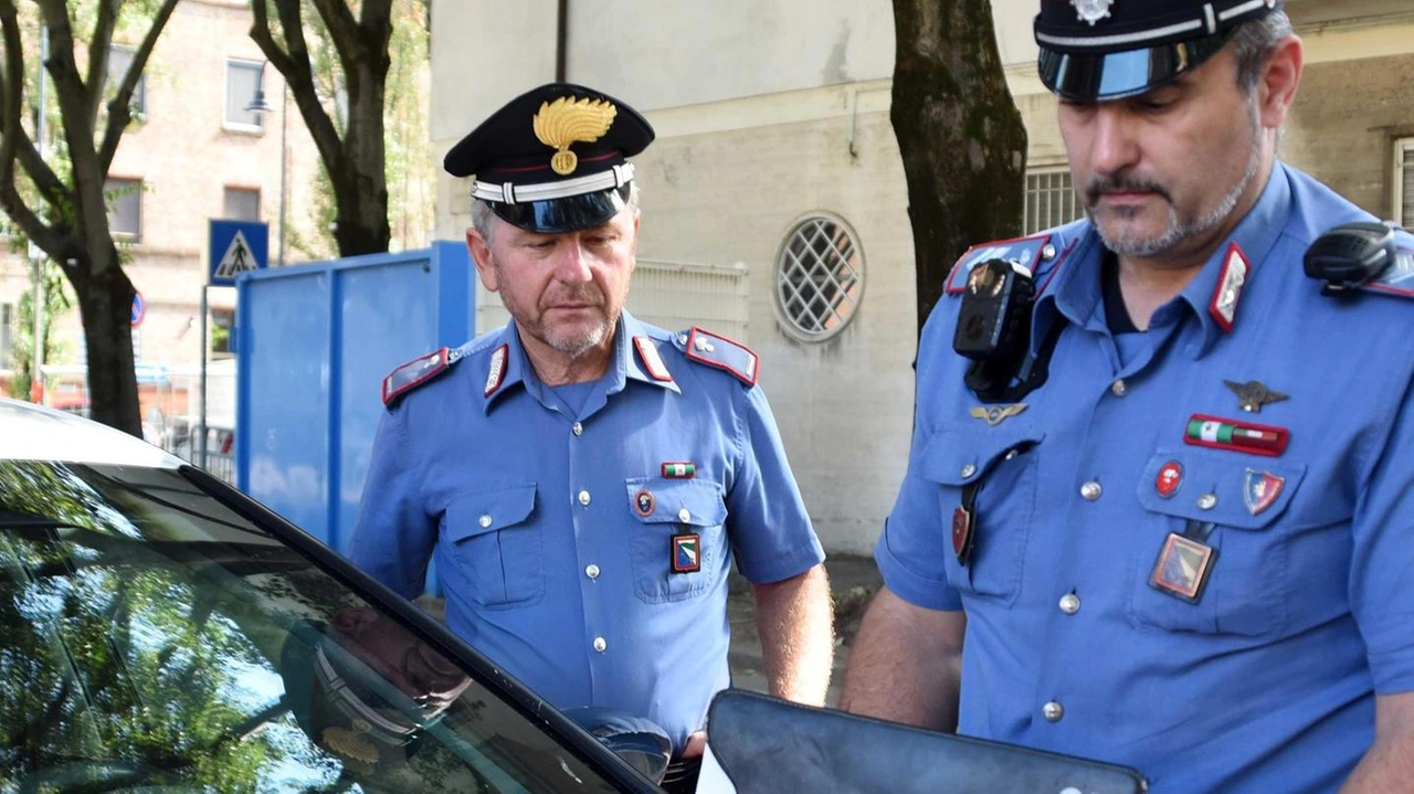 La vittima, un 55enne di Prato, aveva pranzato in un ristorante. Ha provato ad inseguire il malvivente, ma nella concitazione è caduto a terra. La vittima, un 55enne di Prato, aveva pranzato in un ristorante. Ha provato ad inseguire il malvivente, ma nella concitazione è caduto a terra.