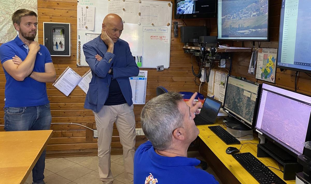 Nuove telecamere contro i roghi. I boschi sono osservati speciali Nuove telecamere contro i roghi. I boschi sono osservati speciali