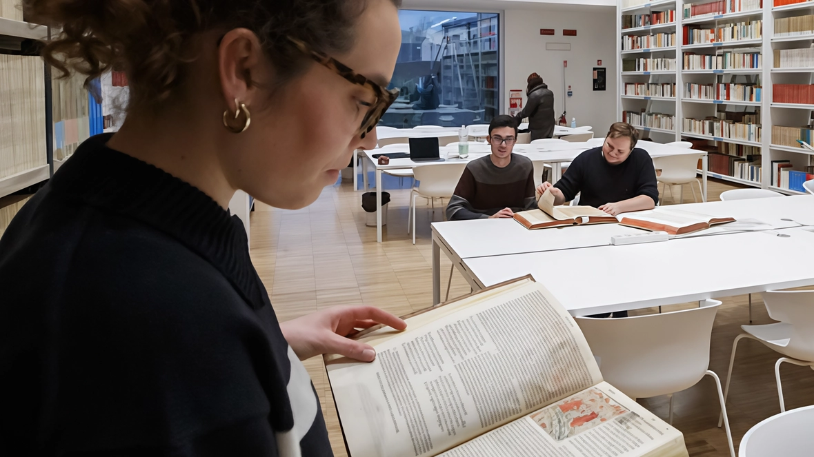 La biblioteca e la sala civica Barbugli del Comune di Rufina sono sempre più al centro di numerose attività. Sono... La biblioteca e la sala civica Barbugli del Comune di Rufina sono sempre più al centro di numerose attività. Sono...