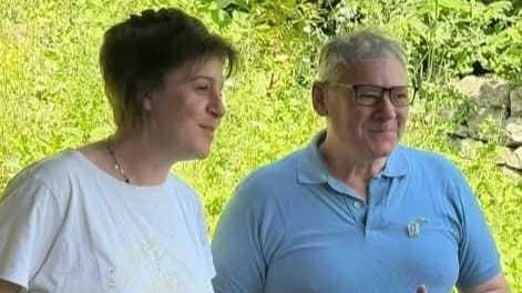 I presidenti delle due associazioni Alessia Bianchi e Massimo Cordiviola nella consegna dell’attestato I presidenti delle due associazioni Alessia Bianchi e Massimo Cordiviola nella consegna dell’attestato