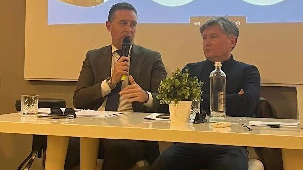 Rossi al convegno che si è svolto all’Argentario: "La legge per farlo c’è"