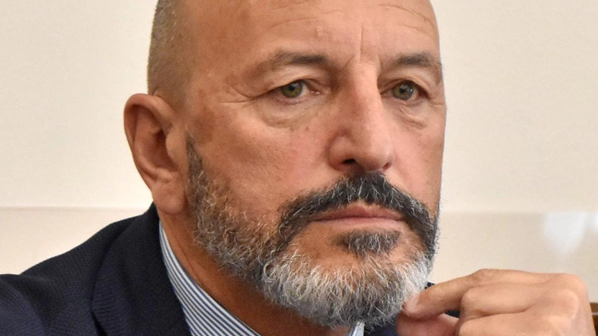 La cerimonia ufficiale a Roma, oltre al vicepremier e segretario nazionale del partito alla giornata era presente anche la vice Bergamini. Turbanti: "Bisogna unire le forze, lavorerò insieme ad Agresti" . La cerimonia ufficiale a Roma, oltre al vicepremier e segretario nazionale del partito alla giornata era presente anche la vice Bergamini. Turbanti: "Bisogna unire le forze, lavorerò insieme ad Agresti" .