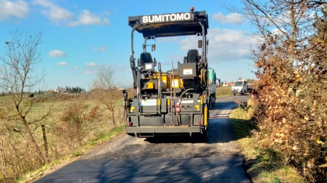 Asfaltatura strade Asfaltatura strade