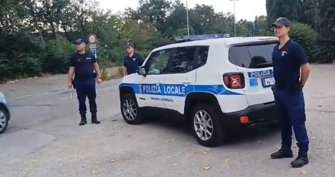 Società edile non pagava il canone auto: la Provinciale blocca il mezzo