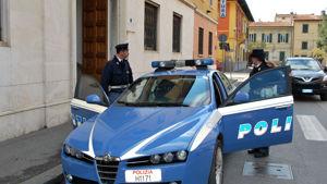 Avances sessuali a scuola, il prof torna in libertà. “Revocati i domiciliari”