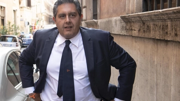 Toti non risponderà al gip. “Dobbiamo leggere bene gli atti”. Dimissioni? Prima un confronto con la maggioranza