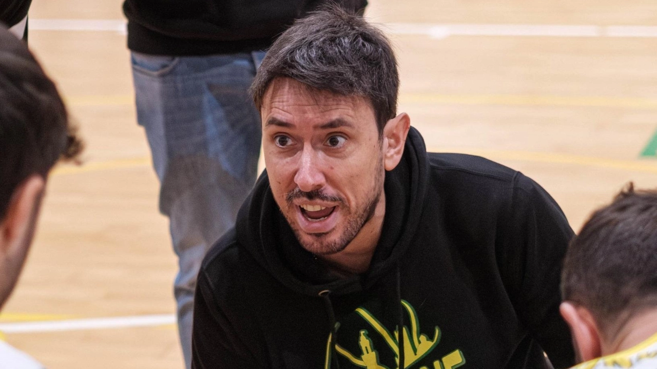 "Non mi nascondo: questo Costone è una squadra che può far bene. L’obiettivo? I play-off". Parole del coach del Costone...