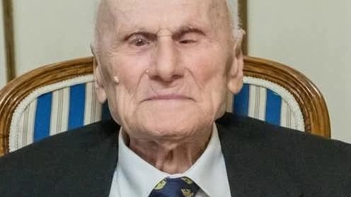 A 104 anni si è spento il "ragioniere" Orfeo Bardini, imprenditore di successo, socio fondatore dell’ex Bcc, già consigliere comunale... A 104 anni si è spento il "ragioniere" Orfeo Bardini, imprenditore di successo, socio fondatore dell’ex Bcc, già consigliere comunale...