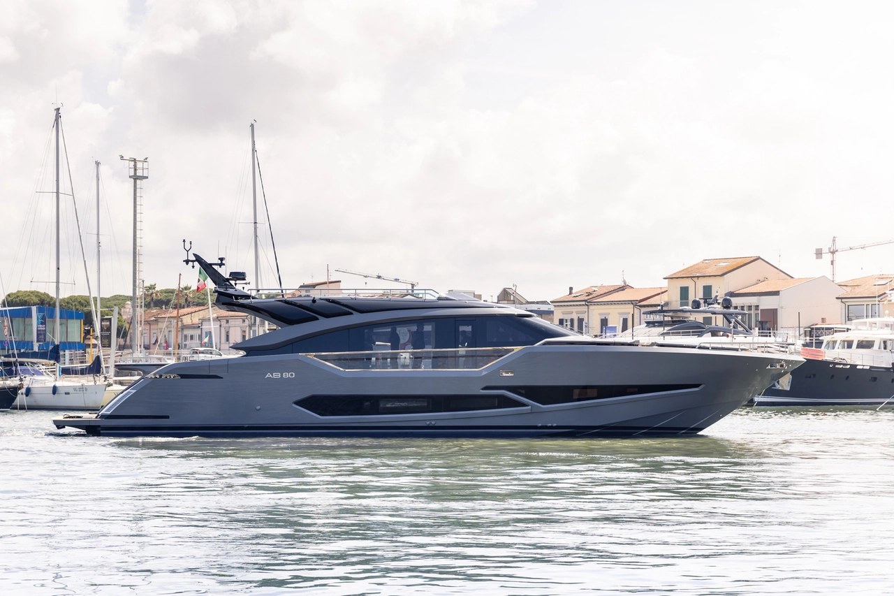 yacht2