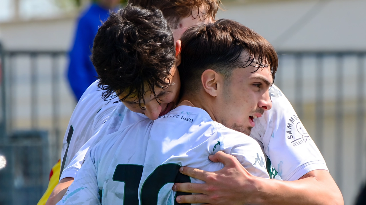Le squadre giovanili dell'Empoli affrontano Milan e Inter nei quarti e semifinali per il titolo di categoria. Le squadre giovanili dell'Empoli affrontano Milan e Inter nei quarti e semifinali per il titolo di categoria.