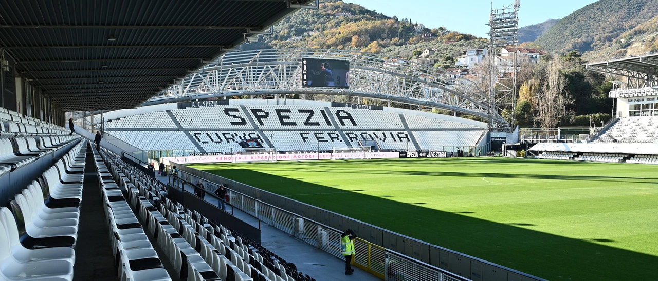 Esposito S. brilla e Aurelio segna: la partita tra emozioni e polemiche
