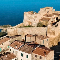 Sull’Isola del Giglio nasce Libecciata: festival letture e narrazioni