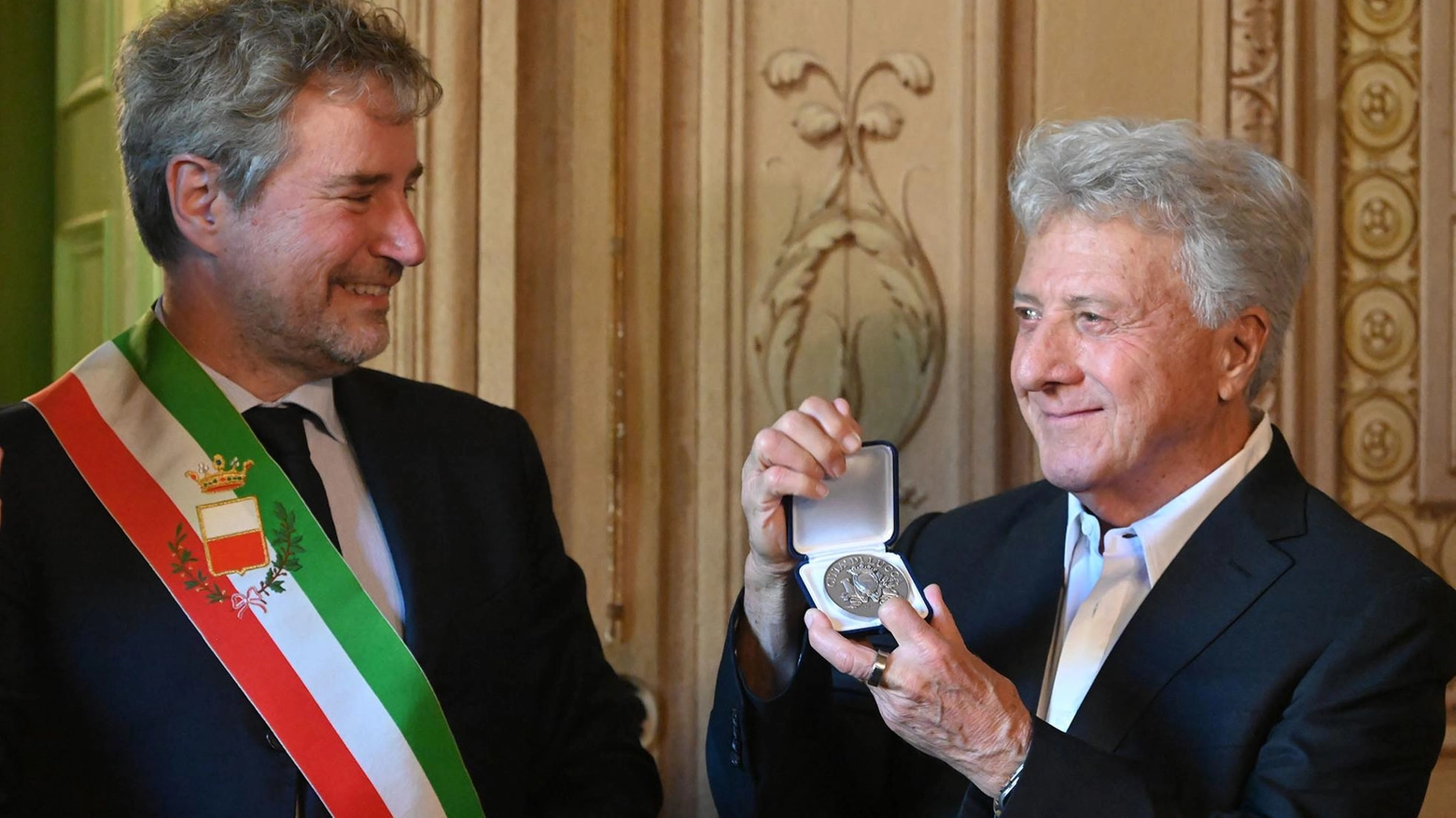 Premio “Città di Lucca“. Riconoscimento in Comune per le star di Hollywood: "Un sogno che si avvera"
