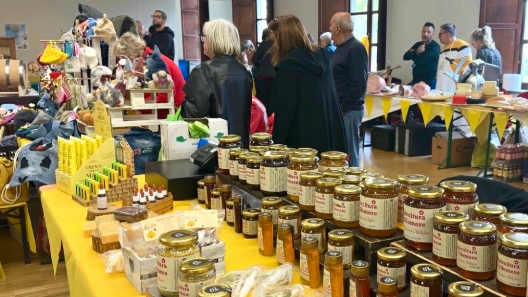 Dolce Vernio, duemila visitatori per la mostra mercato Dolce Vernio, duemila visitatori per la mostra mercato