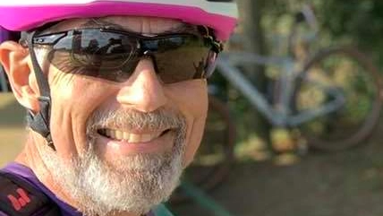Stefano Berna, il cicloamatore 60enne trovato morto vicino alla sua bicicletta Stefano Berna, il cicloamatore 60enne trovato morto vicino alla sua bicicletta
