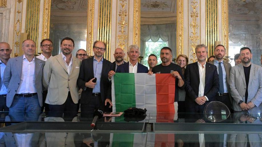 Abodi benedice la missione di Bergamini Abodi benedice la missione di Bergamini