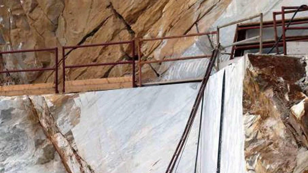 La Regione riprova a regolamentare l’estrazione del marmo La Regione riprova a regolamentare l’estrazione del marmo