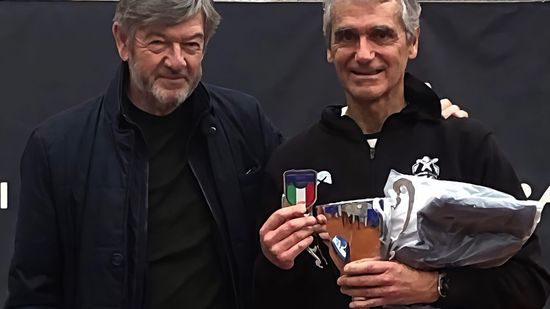 Gianni Perfetti ha conquistato il primo posto ai Campionati italiani assoluti senior indoor nella categoria over 65. Il torneo, giunto...