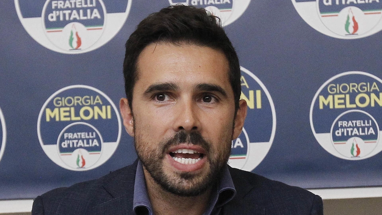 Il deputato senese di Fratelli d’Italia, Francesco Michelotti, nella mattinata di ieri ha visitato il carcere di Ranza a San Gimignano portando solidarietà