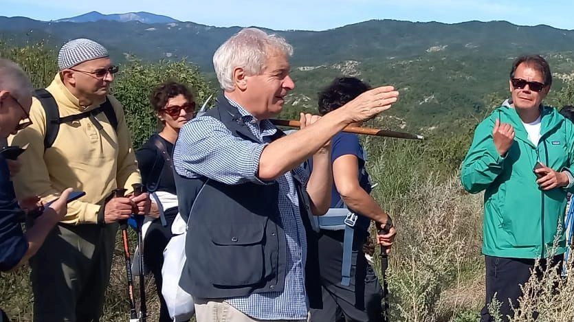 L’escursione nei territori della ex Baronia di Monte Ruperto L’escursione nei territori della ex Baronia di Monte Ruperto