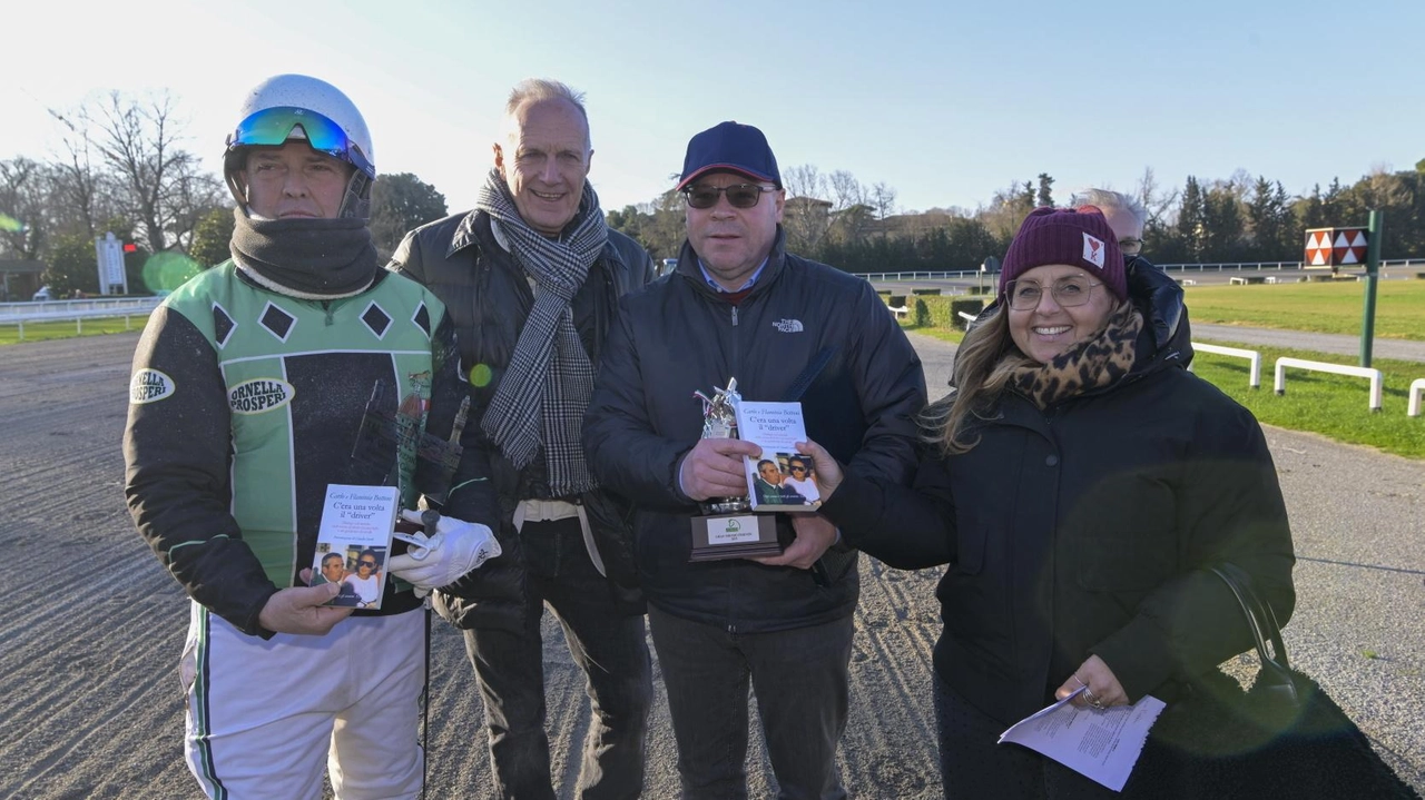 La premiazione di Enrico Bellei che ha portato al successo Fortuna Drago