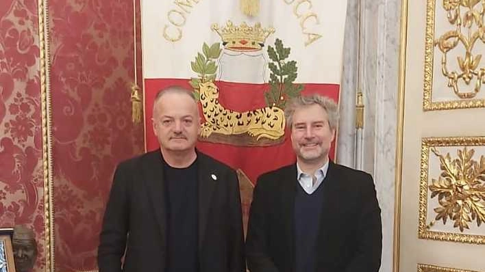 L’incontro a Palazzo Orsetti fra il sindaco Mario Pardini e il presidente del Consorzio di Bonifica Toscana Nord Dino Sodini L’incontro a Palazzo Orsetti fra il sindaco Mario Pardini e il presidente del Consorzio di Bonifica Toscana Nord Dino Sodini