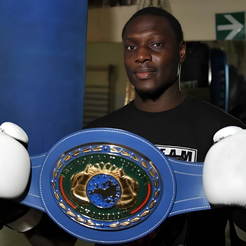 Mouhamed Ali Ndiaye, campione italiano ed europeo dei pesi super-medi