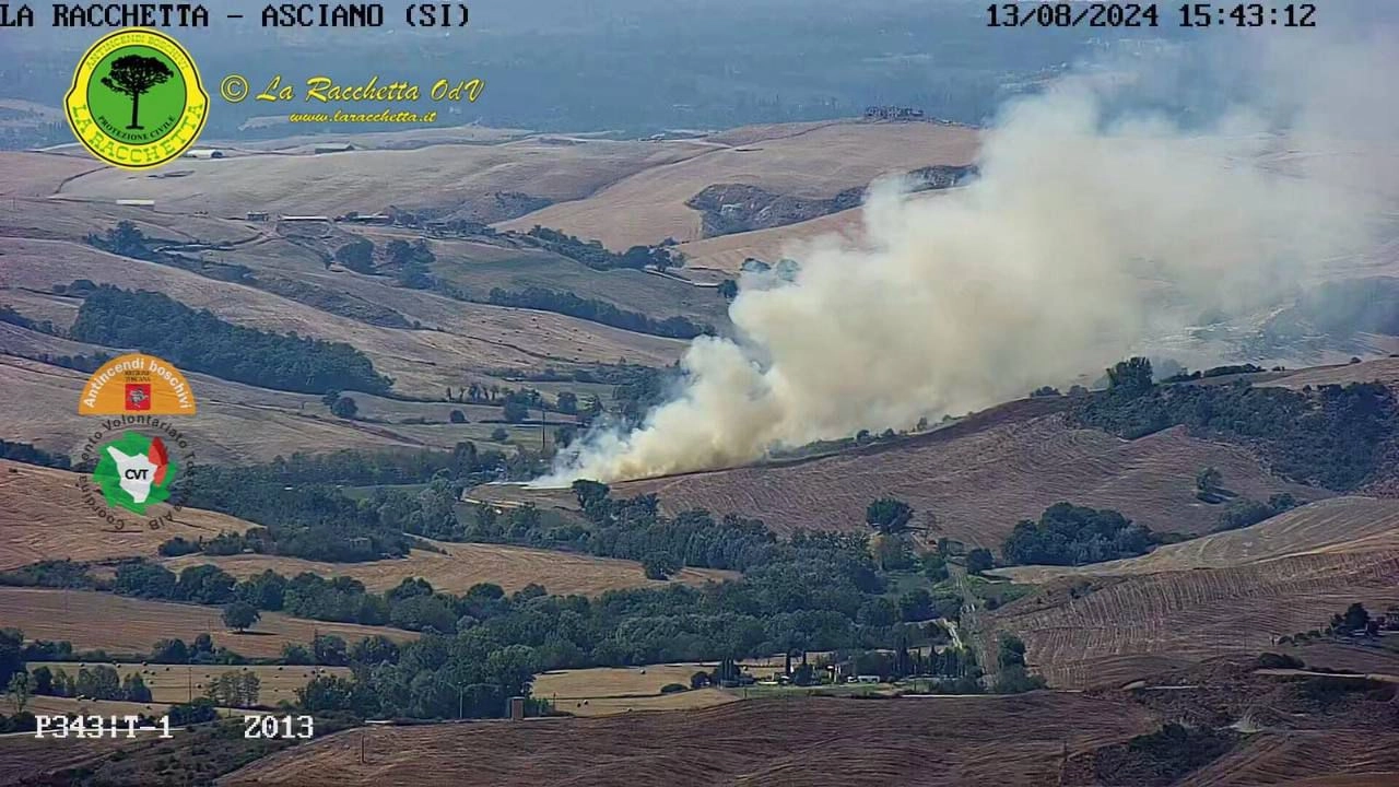 L'incendio ad Asciano (Siena) L'incendio ad Asciano (Siena)