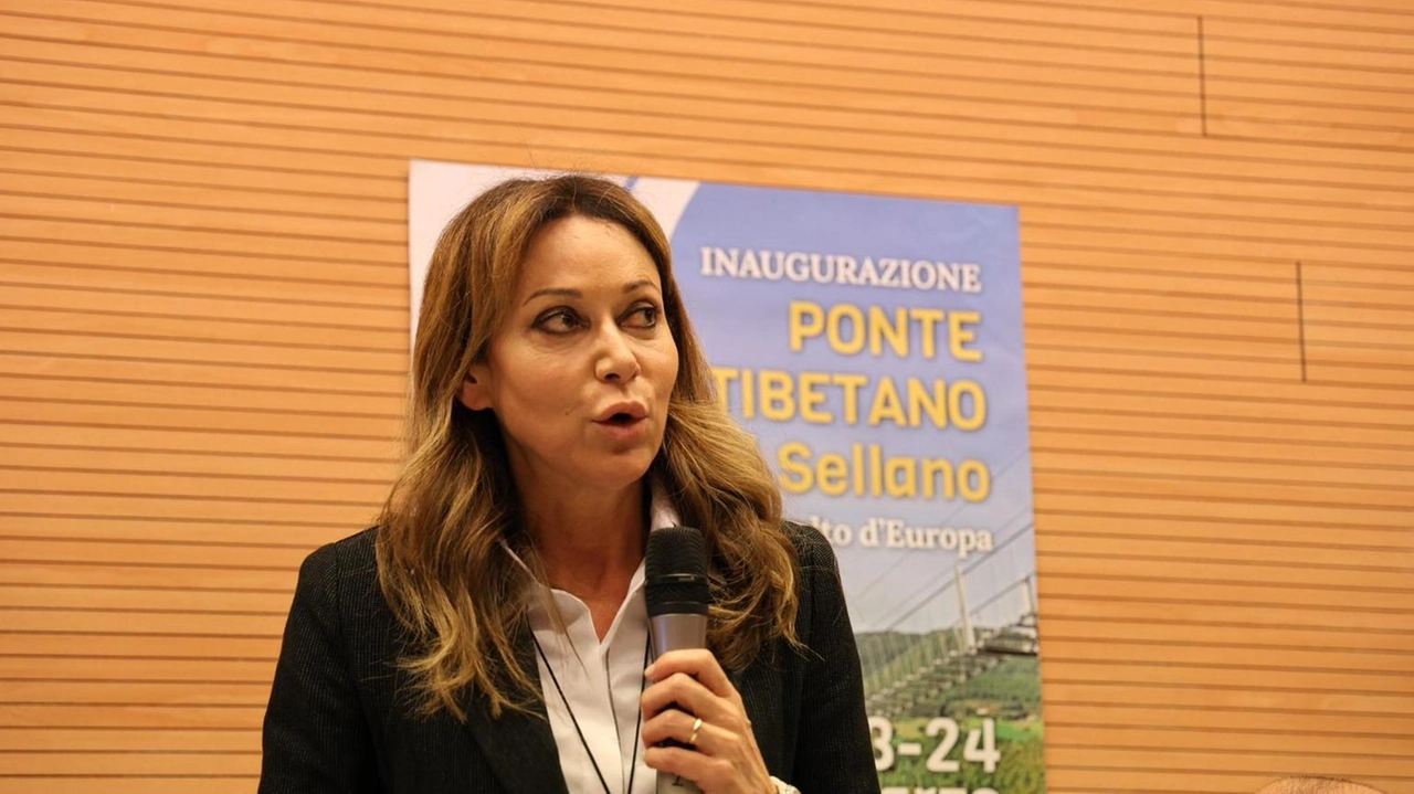 La Terza commissione dell’Assemblea legislativa ha approvato un disegno di legge che destina oltre un milione di euro in tre anni alla Fondazione Umbria Film Commission, riconoscendole un ruolo centrale nella promozione e sviluppo delle attività cinematografiche e audiovisive nella regione. Sono stati apportati emendamenti tecnici per adeguare il testo alla normativa vigente. La Terza commissione dell’Assemblea legislativa ha approvato un disegno di legge che destina oltre un milione di euro in tre anni alla Fondazione Umbria Film Commission, riconoscendole un ruolo centrale nella promozione e sviluppo delle attività cinematografiche e audiovisive nella regione. Sono stati apportati emendamenti tecnici per adeguare il testo alla normativa vigente.