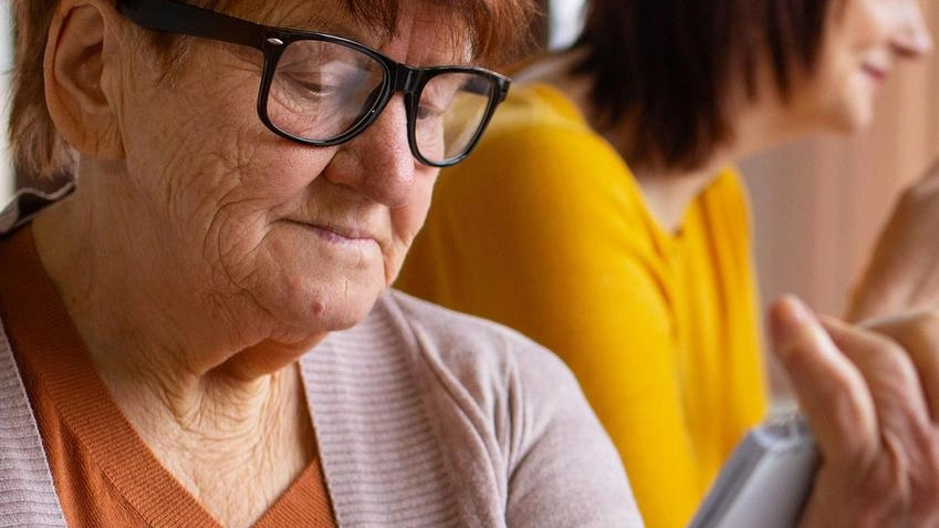 Gli adulti a lezione per conseguire il diploma del primo ciclo di istruzione Gli adulti a lezione per conseguire il diploma del primo ciclo di istruzione