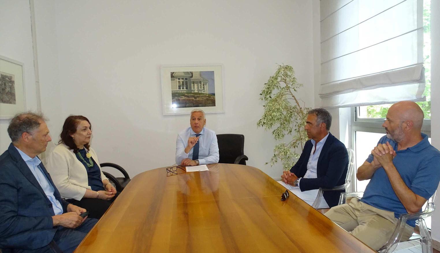 https://www.lanazione.it/image-service/view/acePublic/alias/contentid/NDgyYTU5MDctN2EwYy00/0/la-visione-di-del-ghingaro-sviluppiamo-il-trasporto-nei-modi-piu-innovativi.jpeg