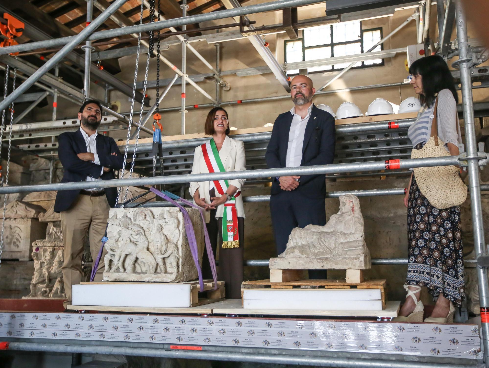 Si apre il cantiere delle meraviglie. Nuova vita per l’Ipogeo dei Volumni: "Così si valorizza un’area strategica" Si apre il cantiere delle meraviglie. Nuova vita per l’Ipogeo dei Volumni: "Così si valorizza un’area strategica"