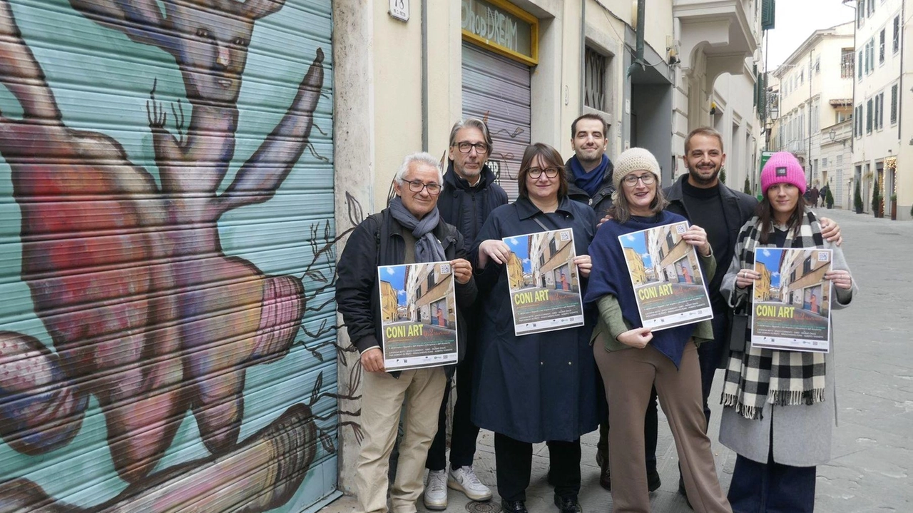 In via Mazzini. Lauraballa,. Benedetta Squittieri, Diego Blasi,. Matteo Marianeschi e Ludovica Rosati In via Mazzini. Lauraballa,. Benedetta Squittieri, Diego Blasi,. Matteo Marianeschi e Ludovica Rosati