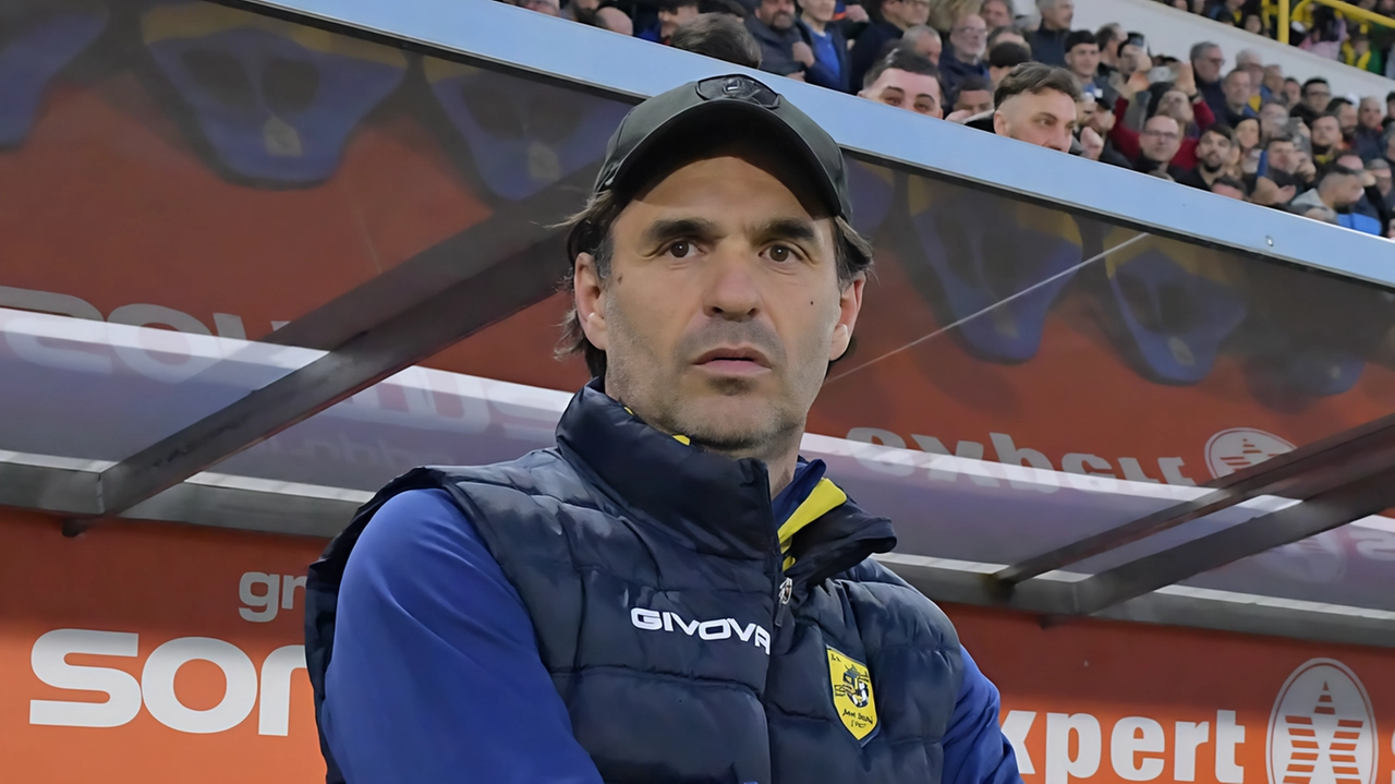 Guido Pagliuca è stato scelto dalla società azzurra come allenatore del nuovo corso Guido Pagliuca è stato scelto dalla società azzurra come allenatore del nuovo corso
